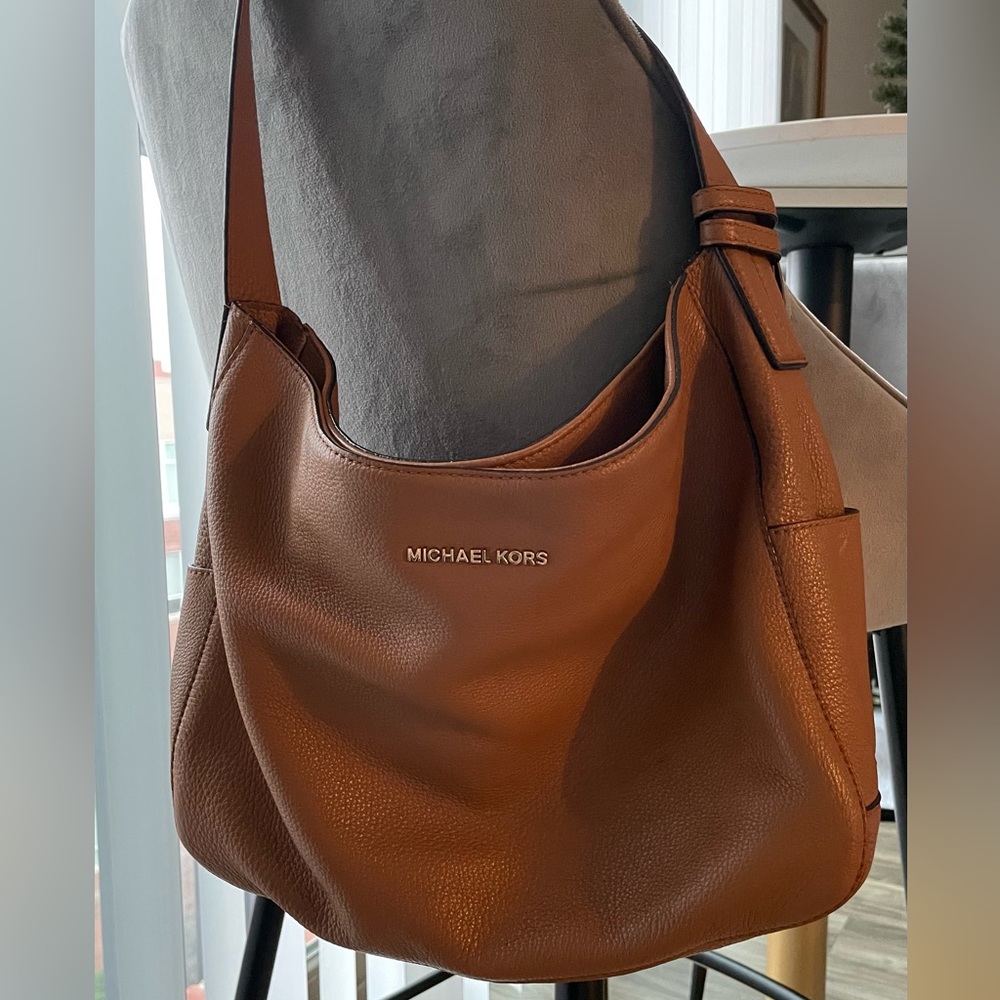 Michael Kors Slouchy Leather Shoulder Bag in Color Acorn